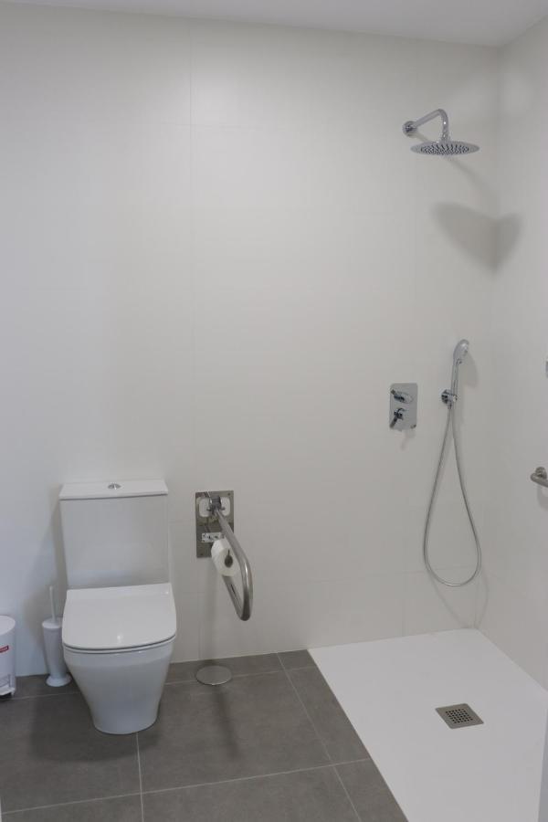 V&C Apartamentos コニル・デ・ラ・フロンテラ エクステリア 写真